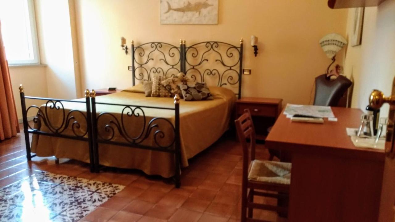 Nicolas Inn Рим Екстериор снимка